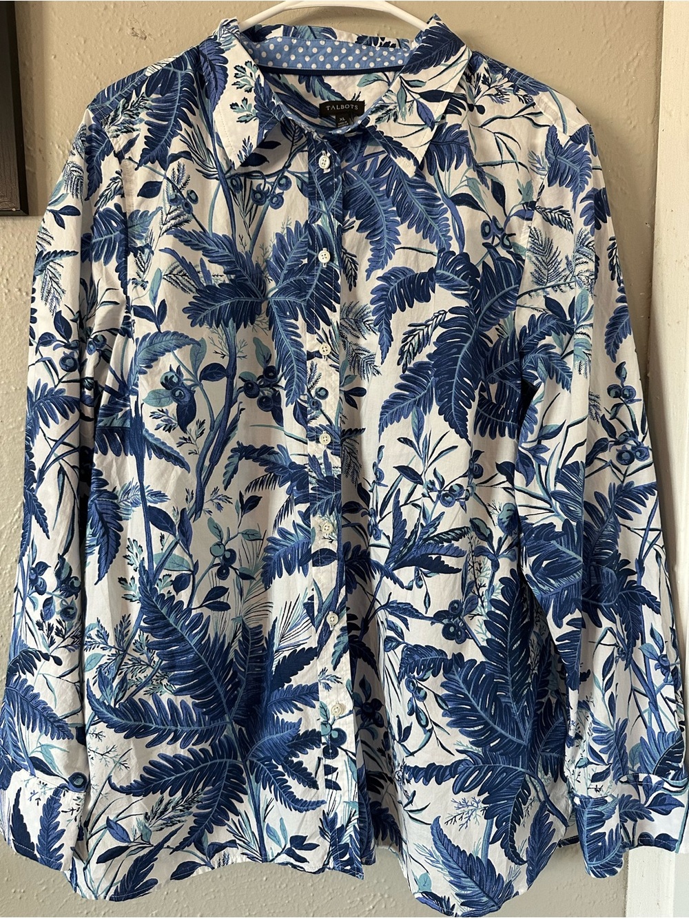 Talbots Navy and White Tropical Print Button-Up Shirt Jacket